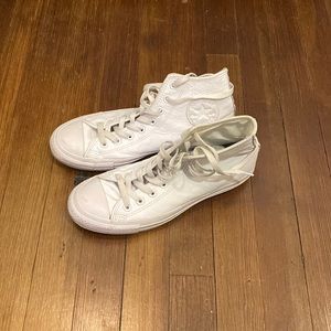 Womens Size 9 all white all leather Converse